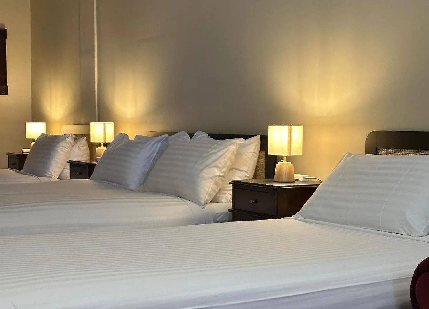 ****  Macquarie Manor Hotel Hobart Australia