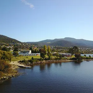 Riverfront & Hobart