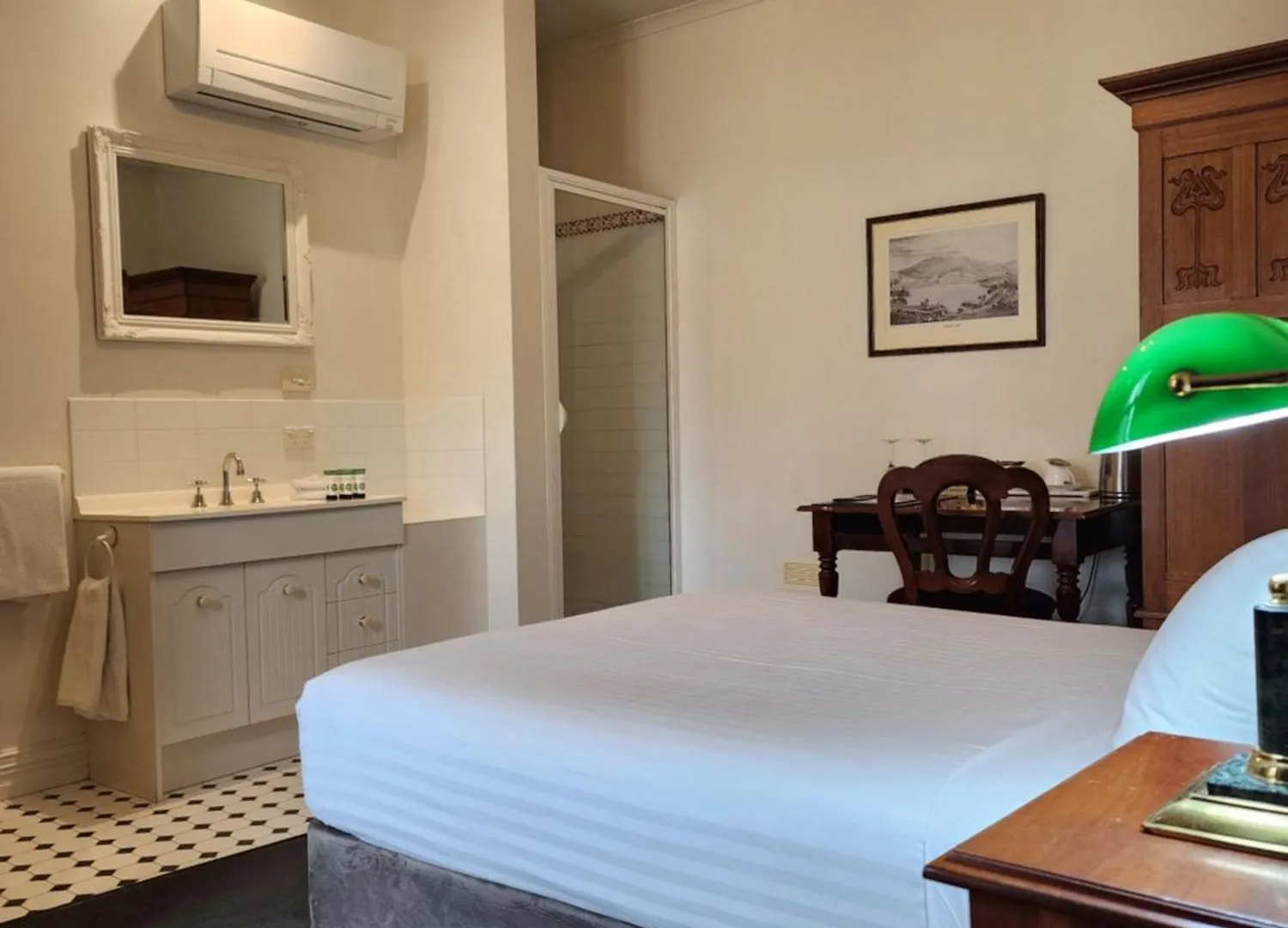Macquarie Manor Hotel Hobart