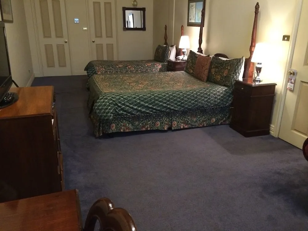 ****  Macquarie Manor Hotel Hobart Australia